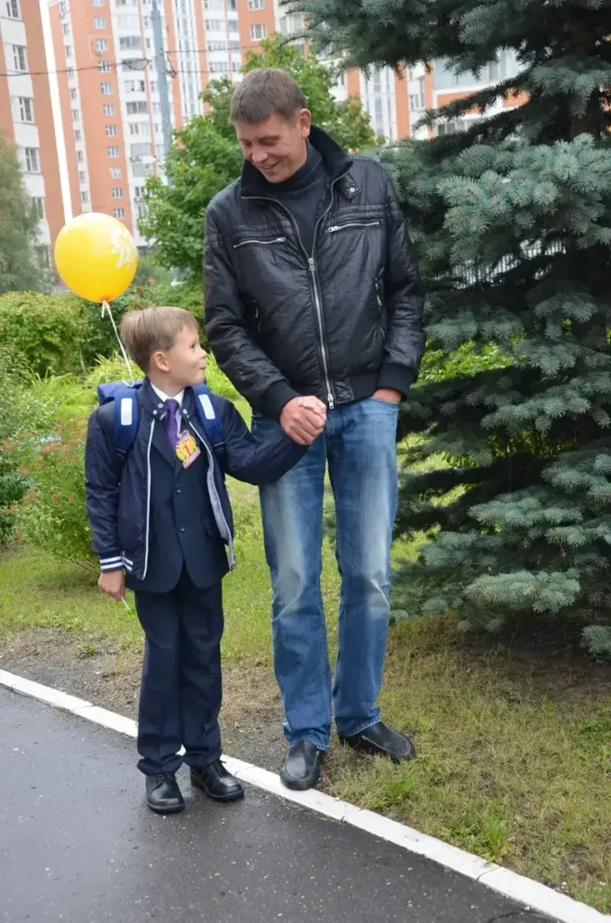 Отвожу ребенка в школу в 1-й класс